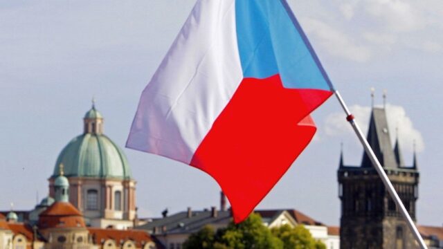 Чехія припиняє надавати тимчасовий захист чоловікам призовного віку з України Чехія-припиняє-надавати-тимчасовий-захист-чоловікам-призовного-віку-з-України
