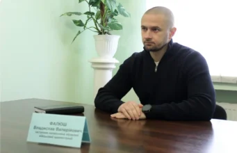 За спійманого на відкатах заступника голови Хмельницької ОВА внесли заставу За спійманого на відкатах заступника голови Хмельницької ОВА внесли заставу