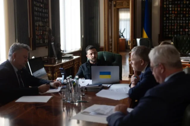 Зеленський обговорив з Фінляндією захист від балістичних загроз для України "Це-врятує-багато-життів":-Зеленський-обговорив-із-лідером-Фінляндії-захист-від-балістики-для-України