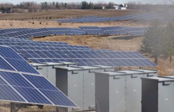 Сонячну електростанцію зупинили в розпал літа: причина виявилася парадоксальною Сонячну-електростанцію-зупинили-в-розпал-літа:-причина-виявилася-парадоксальною