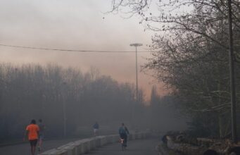 Киянам порадили менше виходити на вулицю через небезпечне забруднення повітря Киянам-порадили-менше-виходити-на-вулицю-через-небезпечне-забруднення-повітря