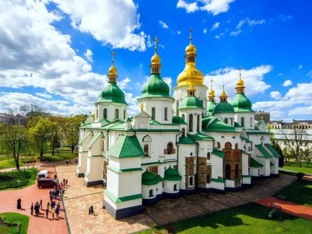 Церковні свята 7 серпня: традиції, народні прикмети та молитва про зцілення Церковні свята 7 серпня: традиції, народні прикмети та молитва про зцілення