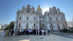 Українські дипломати відвідали Києво-Печерську лавру для розвінчання міфів Українські-посли-у-Лаврі:-мета-–-зробити-“український-Ватикан”