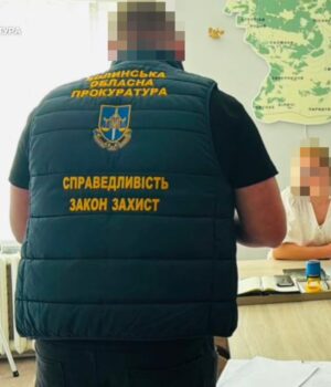 Голові-громади-на-Волині-оголосили-підозру-через-незаконну-вирубку-дерев:-вона-склала-повноваження