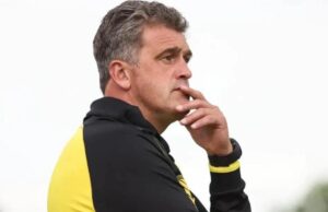 Екстренера збірної України з футболу оштрафували за російську мову Екстренера-збірної-України-з-футболу-оштрафували-за-російську-мову
