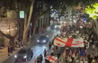 У Тбілісі вшанували пам’ять загиблих у серпневій війні "Пам'ятаємо-героїв,-пам'ятаємо-ворога"-–-у-Тбілісі-вийшли-на-пам'ятну-акцію-у-річницю-серпневої-війни