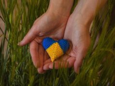 Ніколи не кажіть “души не чаять”: як правильно звучить українською Ніколи-не-кажіть-“души-не-чаять”:-як-правильно-звучить-українською