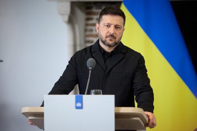 Зеленський: Українська оборонка може збільшити виробництво вдвічі, але є умова Зеленський:-Українська-оборонка-може-збільшити-виробництво-вдвічі,-але-є-умова