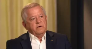 Кінах розповів, як Кучма пригрозив Путіну застосуванням ЗСУ під час конфлікту навколо Тузли Кінах розповів, як Кучма пригрозив Путіну застосуванням ЗСУ під час конфлікту навколо Тузли