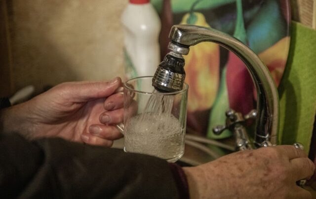 Відновлення водопостачання у Марганці та сусідніх громадах Дніпропетровщини Марганець знову з водою: прем’єр звернувся до керівників прифронтових регіонів