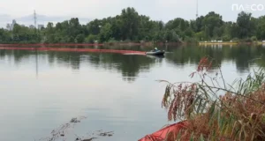 Повторне забруднення озера Кирилівського внаслідок ворожого удару У-Києві-озеро-Кирилівське-знову-забруднено-після-ворожего-удару
