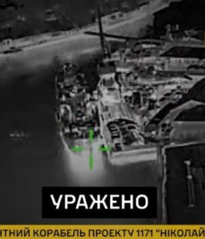 Окупований-Севастополь-не-закрили:-що-показали-нові-атаки-українських-БпЛА Окупований-Севастополь-не-закрили:-що-показали-нові-атаки-українських-БпЛА