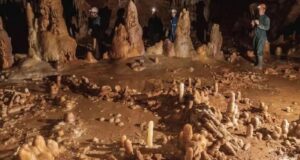 Археологи виявили у глибокій печері споруду, зведену 176 500 років тому: що їх здивувало Археологи-виявили-у-глибокій-печері-споруду,-зведену-176-500-років-тому:-що-їх-здивувало