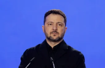 Відходити з Донбасу чи віддавати своїх людей Україна не збирається — Зеленський Відходити з Донбасу чи віддавати своїх людей Україна не збирається — Зеленський