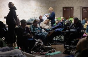 Масована атака на Одесу: дрони та ракети завдають шкоди місту В Одесі пролунали вибухи та перебої зі світлом: місто під ударом дронів та ракет