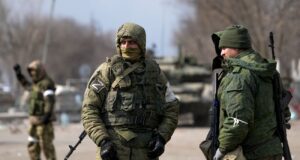 Російські війська створюють нові зони контролю на Південно-Слобожанському напрямку Росіяни створили кілька невеликих зон контролю на Харківщині, – Трегубов
