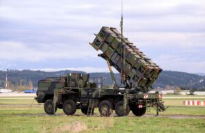 США не надають Україні ліцензії на виробництво ракет-перехоплювачів Patriot Виробники Patriot не хочуть передавати Україні ліцензії: The Atlantic дізналося про реальну причину