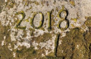 Через посуху в Німеччині з-під води показалися «камені голоду» Через-посуху-в-Німеччині-з-під-води-показалися-«камені-голоду»