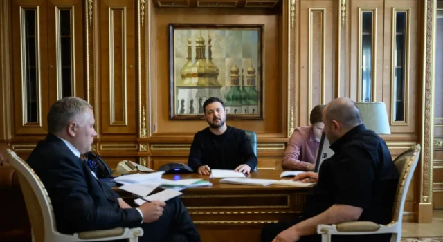 Зеленський обговорив із принцом Саудівської Аравії співпрацю у сфері дронів Зеленський обговорив із принцом Саудівської Аравії співпрацю у сфері дронів