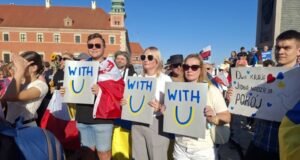 Зростання агресії проти українців у Польщі: виклики для дипломатії та суспільства «Рівень-емпатії-до-України-нікуди-не-зник»-Посол-Боднар-про-напади-на-українців,-історичні-суперечки.