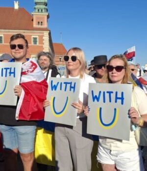 «Рівень-емпатії-до-України-нікуди-не-зник»-Посол-Боднар-про-напади-на-українців,-історичні-суперечки.