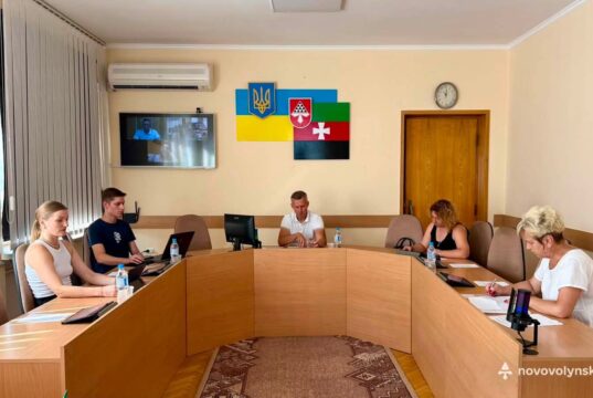 Засідання постійних комісій Нововолинської міської ради перед черговою сесією Депутати-міської-ради-розпочали-роботу-постійних-комісій