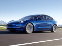 Власник Tesla знайшов простий спосіб заряджати акумулятор електромобіля прямо під час руху Власник-tesla-знайшов-простий-спосіб-заряджати-акумулятор-електромобіля-прямо-під-час-руху