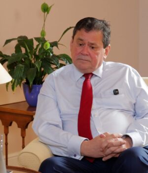 04_8d009d4e2b59728fbc56b7a655bd4a6d_1300x820.jpg Що допоможе Україні посадити РФ за стіл переговорів: пояснення посла Британії