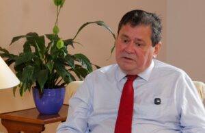 Кошти від продажу “Челсі” досі заблоковані: коментар посла Великої Британії в Україні Коли Україна отримає “гроші Абрамовича”? Посол Британії назвав головну перепону