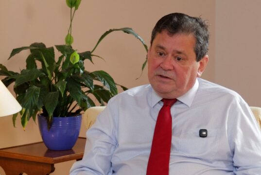 Кошти від продажу “Челсі” досі заблоковані: коментар посла Великої Британії в Україні Коли Україна отримає “гроші Абрамовича”? Посол Британії назвав головну перепону
