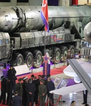 Росія-хоче-запускати-до-сотні-балістичних-ракет-по-Україні-за-допомогою-КНДР,-–-експерт