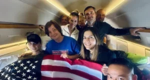 Повернули ледь живим: Путін помилував зсудженого в РФ ексморпіха США Повернули-ледь-живим:-Путін-помилував-зсудженого-в РФ ексморпіха-США
