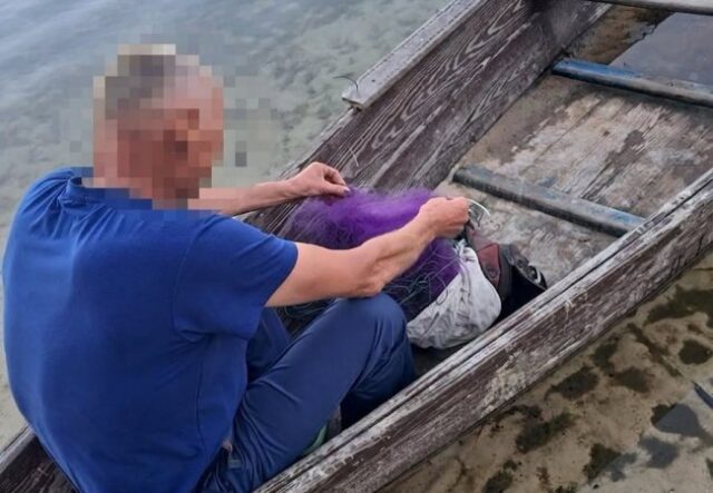 У Шацькому нацпарку спіймали чоловіка, який хотів розставляти браконьєрські сітки. ФОТО У-Шацькому-нацпарку-спіймали-чоловіка,-який-хотів-розставляти-браконьєрські-сітки.-ФОТО