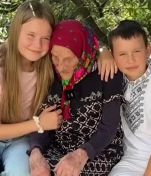 104-річна-жителька-Волині-розповіла,-що-обов’язково-робить-зранку-та-ввечері