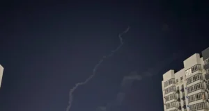 У Новомосковську уламки БПЛА завдали шкоди шести будинкам У-новоросійську-уламки-БПЛА-пошкодили-шість-житлових-будинків,-є-постраждалі