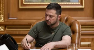 Зеленський призначив посла України у Сомалі Зеленський призначив посла України у Сомалі