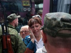 У Росії затримують чоловіків для примусової військової служби У РФ почали тестувати бусифікацію: чоловіків забирають просто з вулиць