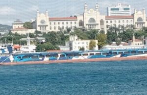 Росія почала наносити на судна “безглуздий” деформуючий камуфляж Росія-почала-наносити-на-судна-“безглуздий”-деформуючий-камуфляж