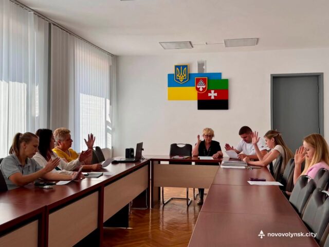 Засідання громадської комісії з житлово-побутових питань у Нововолинську Відбулося-чергове-засідання-громадської-комісії-з-житлово-побутових-питань