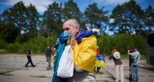 Україна готова забрати всіх своїх військовополонених та цивільних заручників Лубінець викрив маніпуляцію РФ щодо обміну полоненими