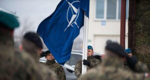 Гібридна війна з РФ не переросте у реальну лише в одному випадку, – екскомандувач НАТО Гібридна-війна-з-РФ-не-переросте-у-реальну-лише-в-одному-випадку,-–-екскомандувач-НАТО