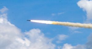 У Росії знайшли вразливе місце: санкції ЄС можуть перекрити сировину для ракет і танків У Росії-знайшли-вразливе-місце:-санкції-ЄС можуть-перекрити-сировину-для-ракет-і танків