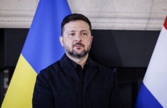 Зеленський закликає до більшої участі США у мирному процесі з Росією Зеленський назвав реальний спосіб схилити Путіна до переговорів