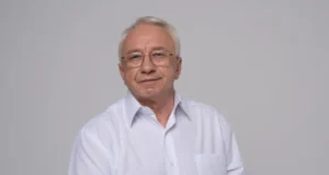 Людям потрібно готуватися до зими, а державі — зупинити війну: нардеп Олексій Кучеренко Людям потрібно готуватися до зими, а державі — зупинити війну: нардеп Олексій Кучеренко