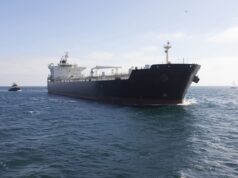 Російські танкери отримують нові захисні конструкції від українських дронів “Божевільний Макс” на морі: як Росія намагається врятувати нафтовий флот від українських дронів