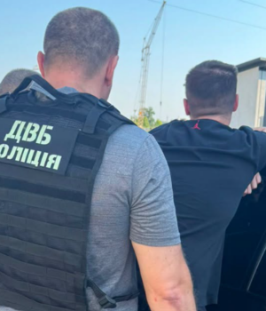 Промишляли-на-Волині-та-Рівненщині:-брати-близнюки-організували-бізнес-на-іспитах-з-водіння