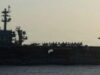 Критична ситуація на авіаносці USS Abraham Lincoln: нестача ресурсів і психологічний тиск на екіпаж Без-їжі,-у-відчаї-та-з-думками-стрибнути-за-борт-Що-відбувається-на-авіаносці-Авраам.