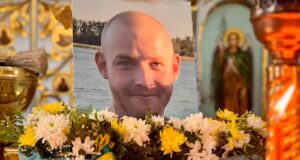 Прощання з Героєм Дмитром Роотом у Нововолинську Нововолинська-громада-попрощалася-із-Захисником-України-Дмитром-Роотом