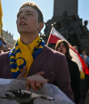 “Вибух” дезінформації в Польщі: як РФ намагається посварити Варшаву та Київ