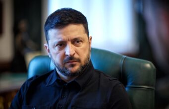 Зеленський анонсує знищення 30 тисяч російських окупантів у серпні Зеленський очікує не менше ніж 30 тисяч знищених окупантів у серпні